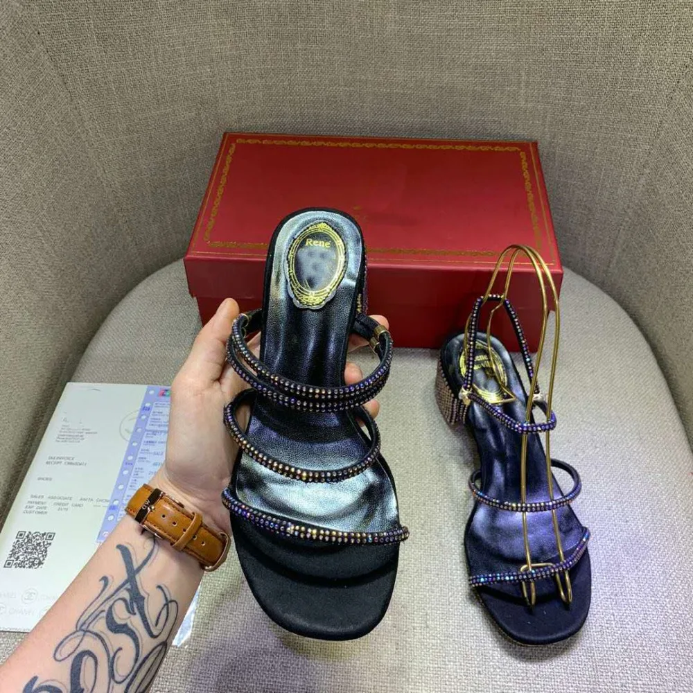 Hot sandals women luxury brand 2019 summer rhinestone banquet wedding sandals with Roman toe in the thick with sandals women
Hot sandals women luxury brand 2019 summer rhinestone banquet wedding sandals with Roman toe in the thick with sandals women