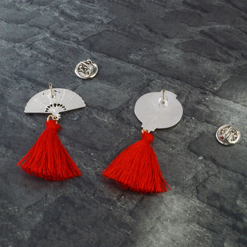 Retro-Japanese-Izakaya-Ninja-Lantern-Fan-Tassels-Brooch-Sakura-Lantern-Plum-Flower-Hand-Fan-Fringe-Alloy(4)