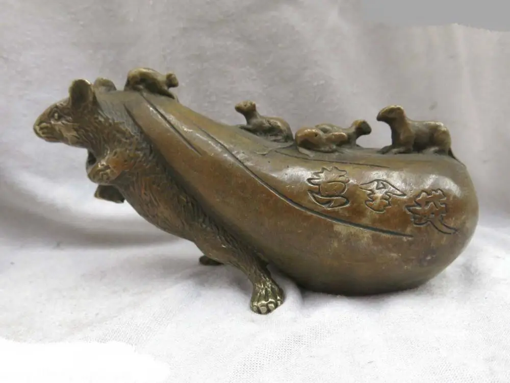 China brass copper Feng Shui lucky Riches and honour Rat Gold bag Statue DD