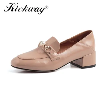 2019 Spring Autumn women med heel pumps ladies pearl shoes metal chain women office shoes heels black white beige size 34-40
2019 Spring Autumn women med heel pumps ladies pearl shoes metal chain women office shoes heels black white beige size 34-40