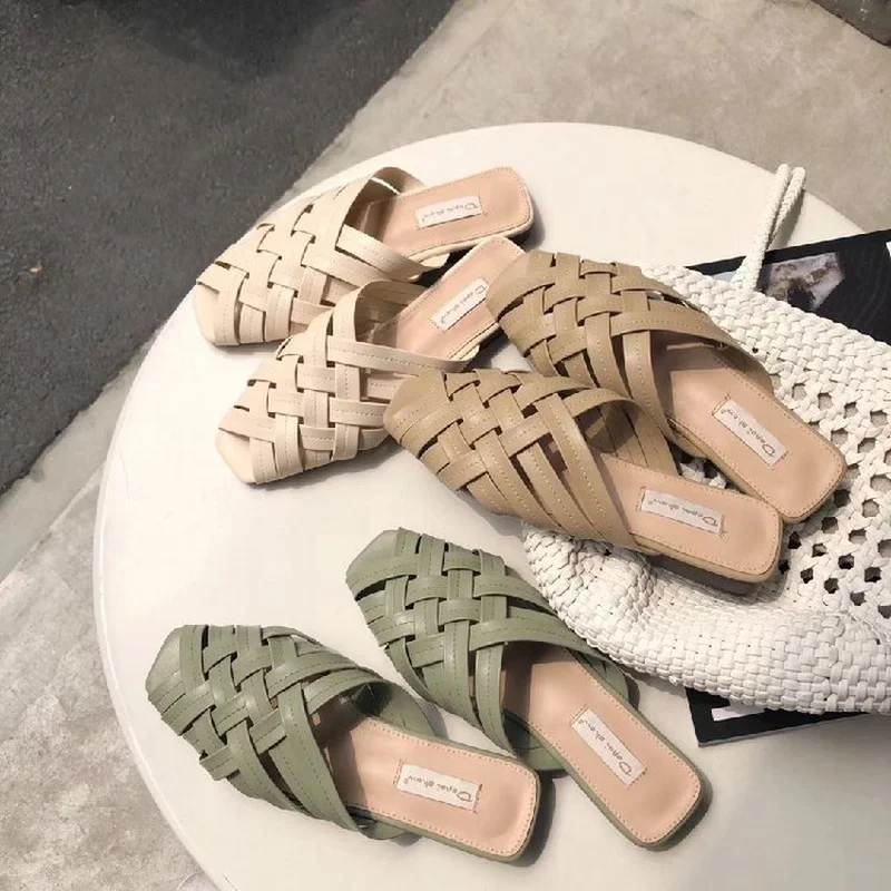 New Summer Shoes Woman Cross Tie Hollow Lazy Half Slippers Female Flat Heels Ladies Mules Retro Shoes for Women Beach Slippers
New Summer Shoes Woman Cross Tie Hollow Lazy Half Slippers Female Flat Heels Ladies Mules Retro Shoes for Women Beach Slippers