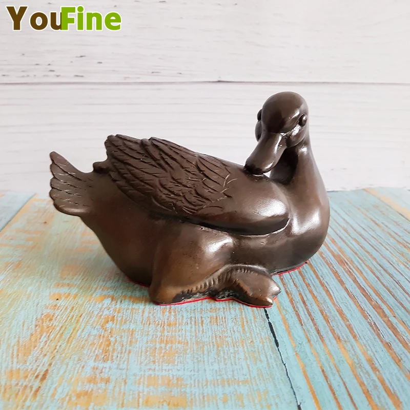 Pure bronze duck statue and sculpture simulation animal bronze statue decoration gift retro desktop decoration decoration
Pure bronze duck statue and sculpture simulation animal bronze statue decoration gift retro desktop decoration decoration