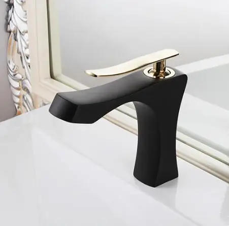 New arrival high quality ORB finished cold and hot single lever bathroom sink faucet basin faucet with 50 cm plumbing hose
New arrival high quality ORB finished cold and hot single lever bathroom sink faucet basin faucet with 50 cm plumbing hose
