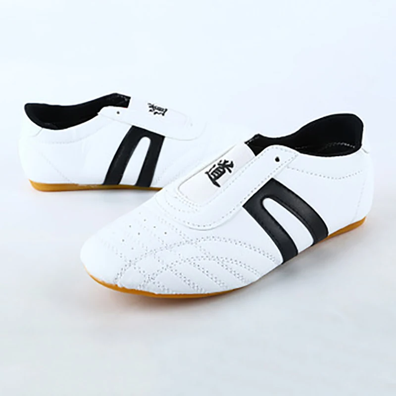 Martial Arts Taekwondo Shoes,Unisex Children Teenager Sport Boxing Karate Shoes for Taekwondo, Boxing, Kung Fu and Taichi
Martial Arts Taekwondo Shoes,Unisex Children Teenager Sport Boxing Karate Shoes for Taekwondo, Boxing, Kung Fu and Taichi