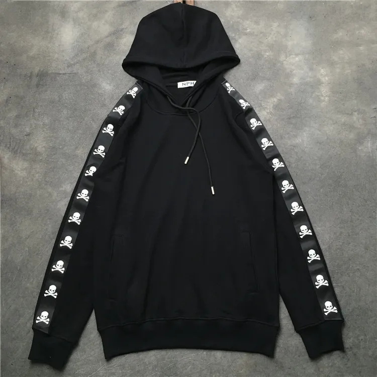 New 19ss Men Bone Skull Head Hoodies Hoody hooded Sweatshirts velvet Cotton Drake Thick Fleece Street Hip hop #H61
New 19ss Men Bone Skull Head Hoodies Hoody hooded Sweatshirts velvet Cotton Drake Thick Fleece Street Hip hop #H61