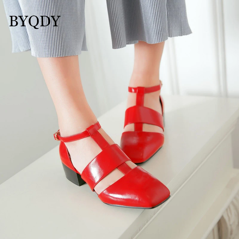 BYQDY Square Head Gladiator Rome sandals Vintage Style Women Shoes Buckle Straps Neutral Autumn Thick Heels Plus Size 34-48
BYQDY Square Head Gladiator Rome sandals Vintage Style Women Shoes Buckle Straps Neutral Autumn Thick Heels Plus Size 34-48