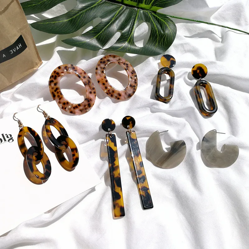 Fashion Resin Acetate Acrylic Earrings for Women Exquisite Geometric Lily Tortoise Earrings Unique Jewelry Wholesale
Fashion Resin Acetate Acrylic Earrings for Women Exquisite Geometric Lily Tortoise Earrings Unique Jewelry Wholesale