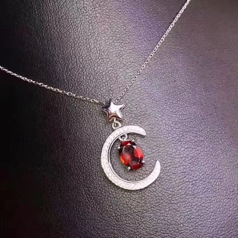 Natural red garnet Elegant fashion Star Moon Pendant necklace S925 silver Natural gemstone necklace women girl gift jewelery
Natural red garnet Elegant fashion Star Moon Pendant necklace S925 silver Natural gemstone necklace women girl gift jewelery