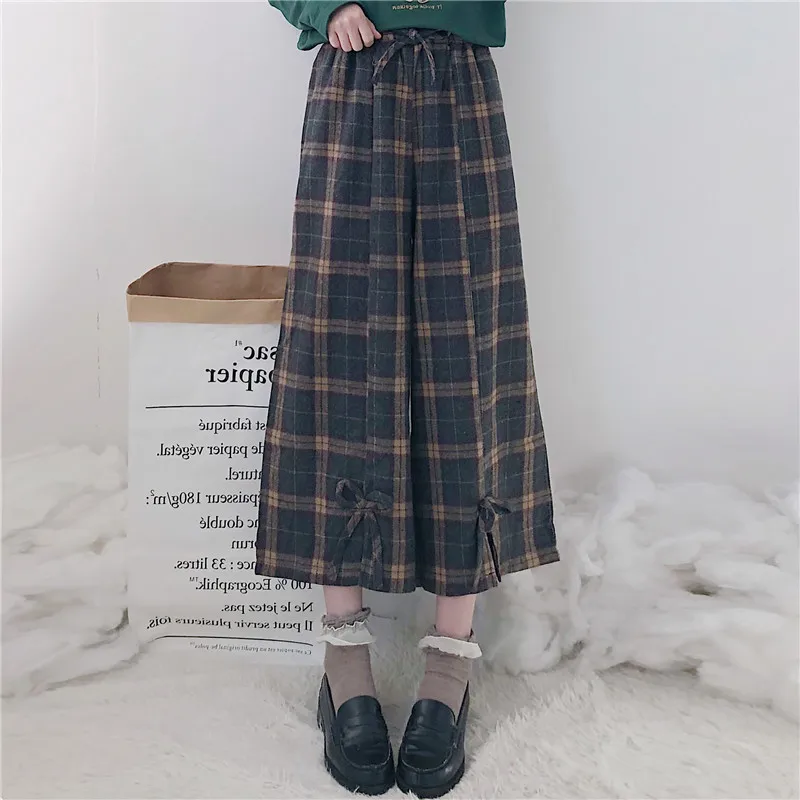 Japanese Women Lolita Style Wide Leg Pants Elastic Waist Bandage Bow Vintage Plaid Ankle-Length Pants Cute Kawaii Girl Trousers
Japanese Women Lolita Style Wide Leg Pants Elastic Waist Bandage Bow Vintage Plaid Ankle-Length Pants Cute Kawaii Girl Trousers