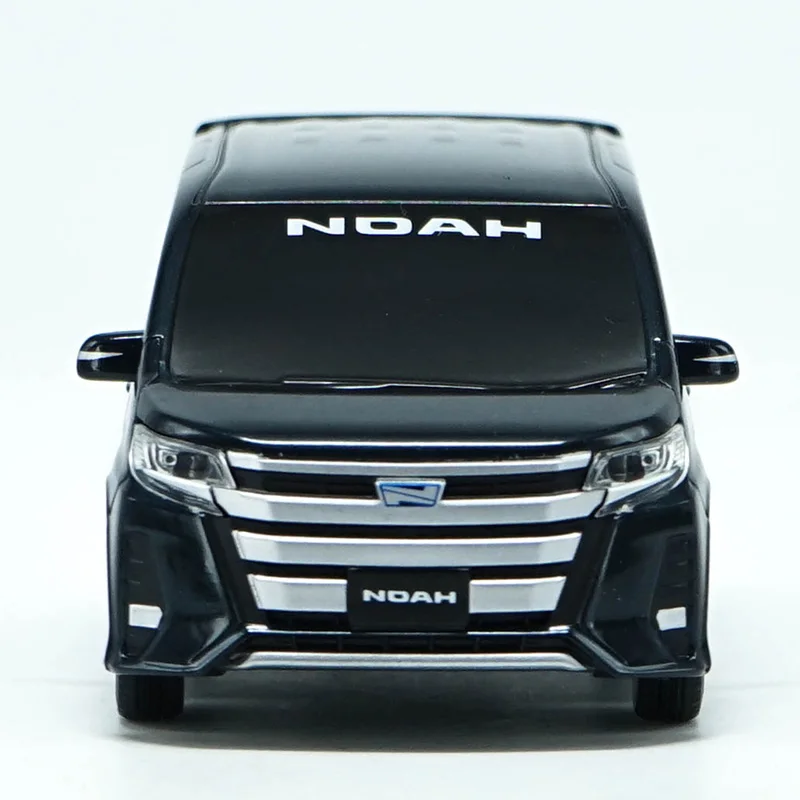 1:32 high simulation Alloy pull back model car,Q version toyota NOAH,diecast metal toy vehicle,free shipping
1:32 high simulation Alloy pull back model car,Q version toyota NOAH,diecast metal toy vehicle,free shipping