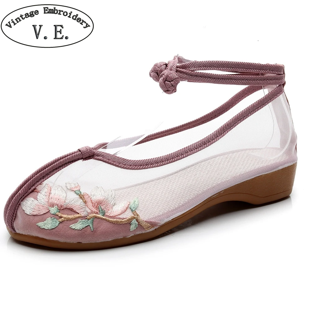 2019 Summer New Women Mesh Shoes Ancient Hanfu Floral Embroidered Shoes Woman Mesh Sandals National Flats For Cheongsam
2019 Summer New Women Mesh Shoes Ancient Hanfu Floral Embroidered Shoes Woman Mesh Sandals National Flats For Cheongsam