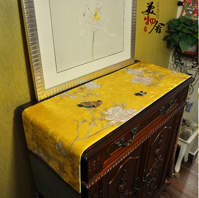 Thick Handmade Chinese Ink Wash Paint Bird Flower Wedding Table Cloth Luxury Embroidery Room Sofa Home Hotel Bedding Decoration
Thick Handmade Chinese Ink Wash Paint Bird Flower Wedding Table Cloth Luxury Embroidery Room Sofa Home Hotel Bedding Decoration