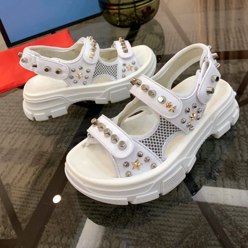 Girls Platform Sandals Rivets Women Flat Casual Shoes Air Mesh Ladies Brand Sandals Hook Loop Shoes Studs Female 2019 Summer
Girls Platform Sandals Rivets Women Flat Casual Shoes Air Mesh Ladies Brand Sandals Hook Loop Shoes Studs Female 2019 Summer
