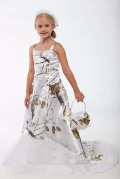 Spaghetti Lace Appliques Camo White Camouflage A-Line Flower Girls Dresses Tulle Custom Kids Formal Party Gowns Sleeveless 2019
Spaghetti Lace Appliques Camo White Camouflage A-Line Flower Girls Dresses Tulle Custom Kids Formal Party Gowns Sleeveless 2019