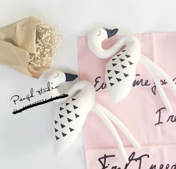 Candice guo! cute plush toy classic black white goose long legs swan stuffed doll home decoration kids girls birthday gift 1pc
Candice guo! cute plush toy classic black white goose long legs swan stuffed doll home decoration kids girls birthday gift 1pc