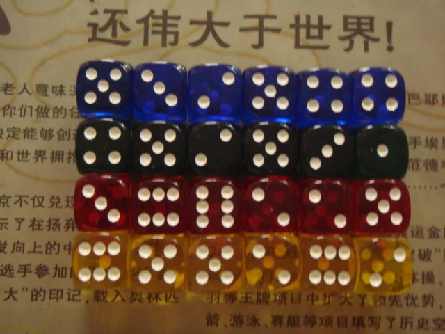 16MM fillet colour transparent dice dice (24 particle set transparent blue, green, yellow, red, each 6 tablets)
16MM fillet colour transparent dice dice (24 particle set transparent blue, green, yellow, red, each 6 tablets)