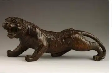collecting OLD copper decoration bronze Elaborate Chinese Vintage Handmade Old Copper Ferocious Tiger Statue
collecting OLD copper decoration bronze Elaborate Chinese Vintage Handmade Old Copper Ferocious Tiger Statue