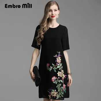 Embro Mill Chinese style women black/pink dress vintage floral embroidery elegant lady loose plus size beautiful dress M-4XL
Embro Mill Chinese style women black/pink dress vintage floral embroidery elegant lady loose plus size beautiful dress M-4XL