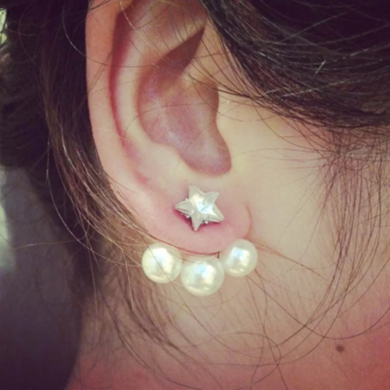 Around 2019 new earrings five-pointed star temperament female Imitation pearl buckle Korean female fashion earrings
Around 2019 new earrings five-pointed star temperament female Imitation pearl buckle Korean female fashion earrings