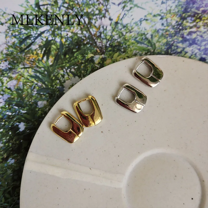MLKENLY Prevent Allergy 100% 925 Sterling Silver Geometric Design Industrial Wind Gold Color Stud Earring For Women Ear Jewelry
MLKENLY Prevent Allergy 100% 925 Sterling Silver Geometric Design Industrial Wind Gold Color Stud Earring For Women Ear Jewelry