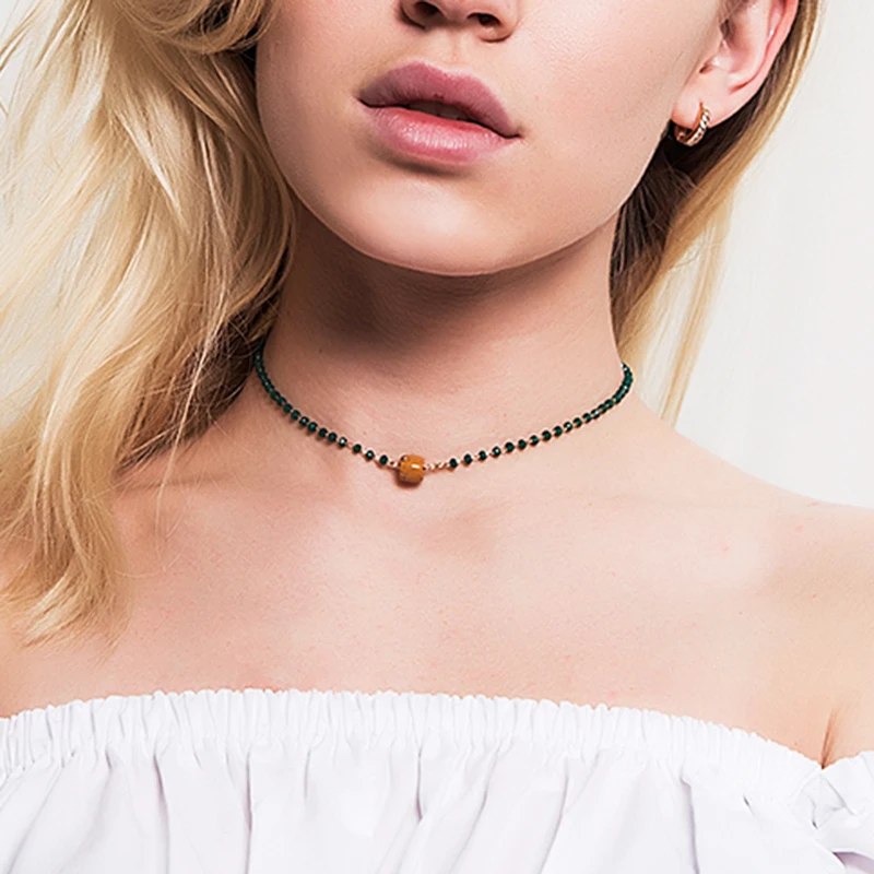 Shuangsheng fashion green crystal choker simple and advanced bohemian jewelry natural stone beads handmade women choker for girl
Shuangsheng fashion green crystal choker simple and advanced bohemian jewelry natural stone beads handmade women choker for girl