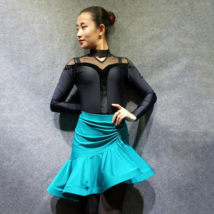 Adult Latin Dance Suit Practice Clothes Long Sleeves Bodysuit and Fishbone Skirt 2Pcs Set for Women Performance Costumes
Adult Latin Dance Suit Practice Clothes Long Sleeves Bodysuit and Fishbone Skirt 2Pcs Set for Women Performance Costumes