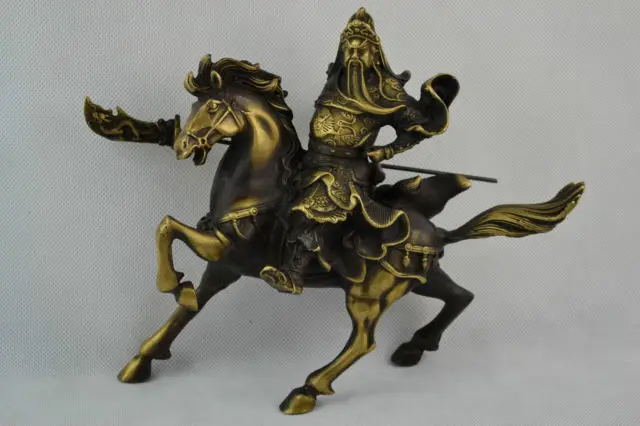 Продуманная китайская ручная работа старая латунная лошадь Guan Yu на удачу большая статуя
Продуманная китайская ручная работа старая латунная лошадь Guan Yu на удачу большая статуя
