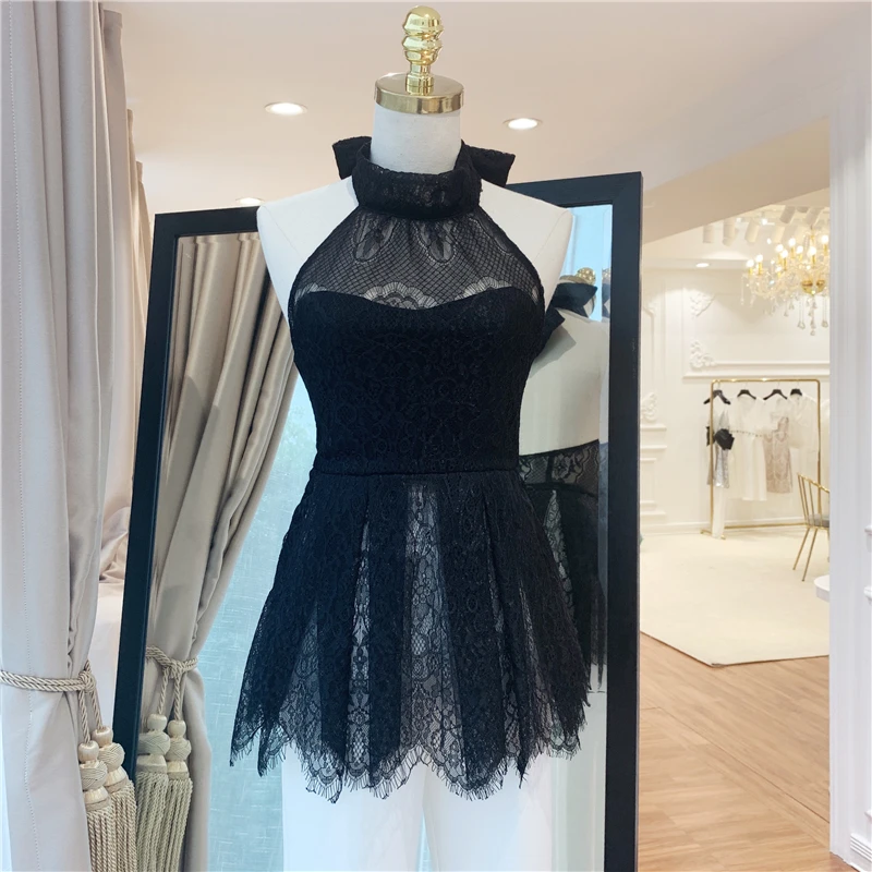 HIGH QUALITY Newest Fashion Summer 2019 Runway Designer Blouse Women's Halter Neck Backless Lace Blouse Tops
HIGH QUALITY Newest Fashion Summer 2019 Runway Designer Blouse Women's Halter Neck Backless Lace Blouse Tops