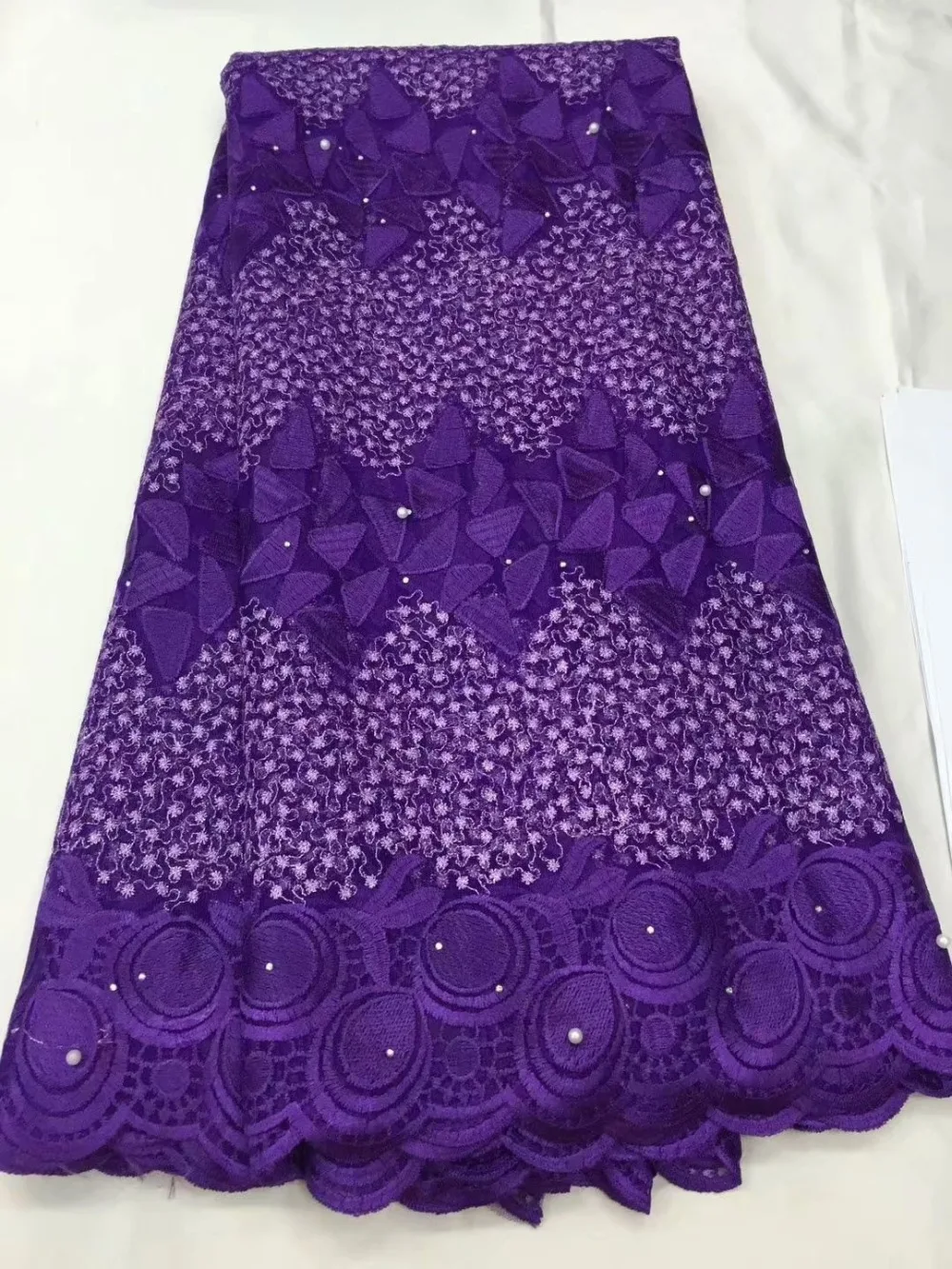 French Embroidered Lace Fabric 2019 Latest African Mesh Tulle Bead Lace Fabric 5Y Nigerian Guipure Lace Fabric
French Embroidered Lace Fabric 2019 Latest African Mesh Tulle Bead Lace Fabric 5Y Nigerian Guipure Lace Fabric