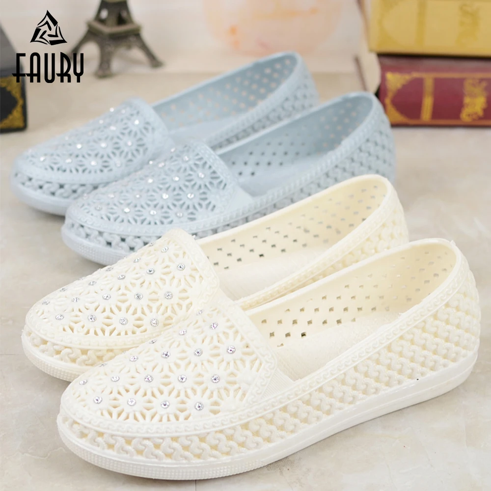 New arrival Nurse shoes Soft Bottom Breathable Women's Medical Shoes Dental Hospital Clog Lab Work Shoes Medical Accessories
New arrival Nurse shoes Soft Bottom Breathable Women's Medical Shoes Dental Hospital Clog Lab Work Shoes Medical Accessories