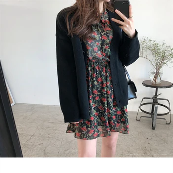 Spring and autumn big buckle knit cardigan long sleeve casual V-neck shirt women's cardigan office girl 19 new-Free shipping
Spring and autumn big buckle knit cardigan long sleeve casual V-neck shirt women's cardigan office girl 19 new-Free shipping