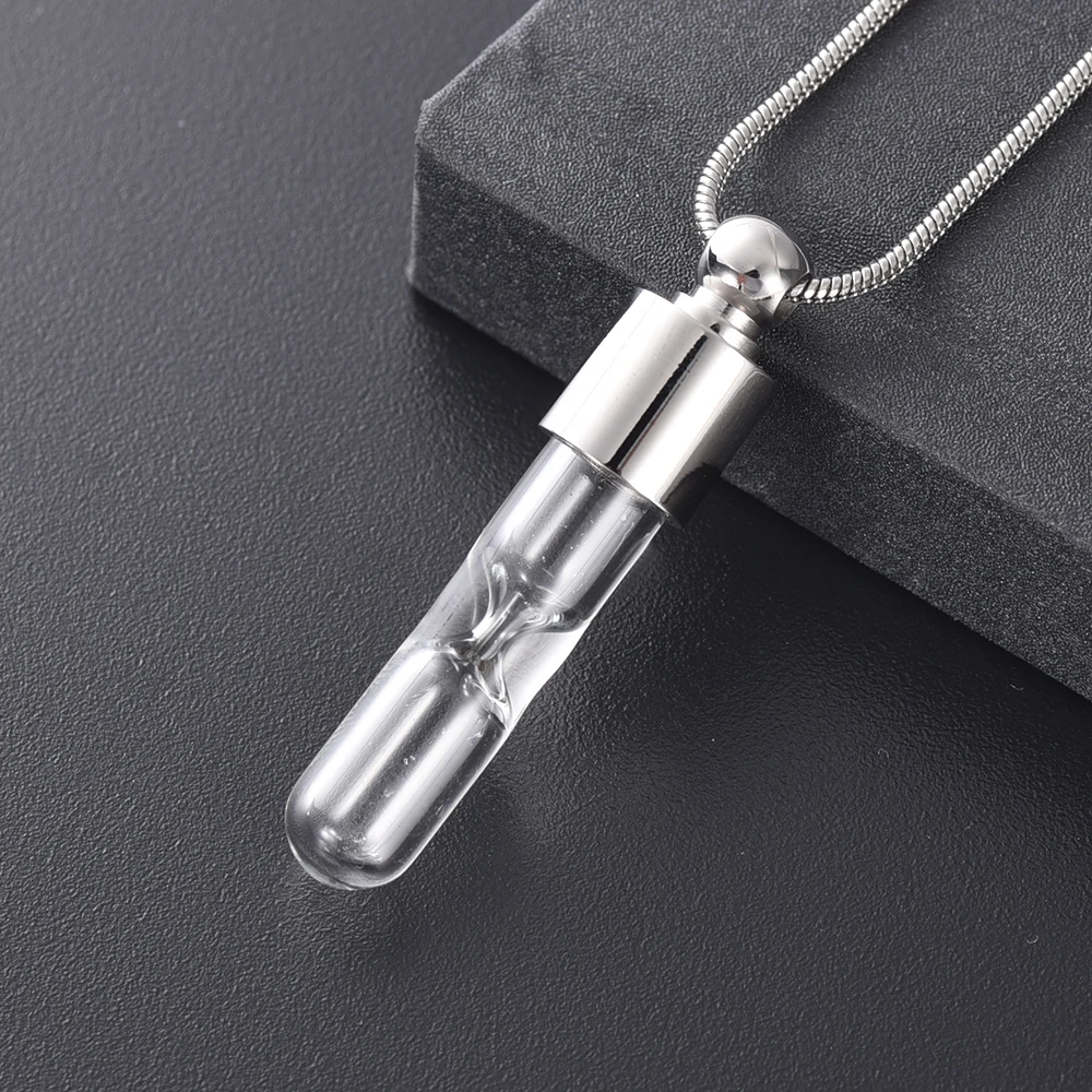 LKJ10270 New Arriving Glass Cremation Locket - Loss of Love Eternal Memory Hourglass Ash Urn Keepsake Jewelry for Men Women
LKJ10270 New Arriving Glass Cremation Locket - Loss of Love Eternal Memory Hourglass Ash Urn Keepsake Jewelry for Men Women