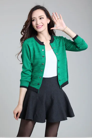 New Arrival Spring and Autumn New Soild Color Double Breast Lady's Knitwear Cardigan
New Arrival Spring and Autumn New Soild Color Double Breast Lady's Knitwear Cardigan