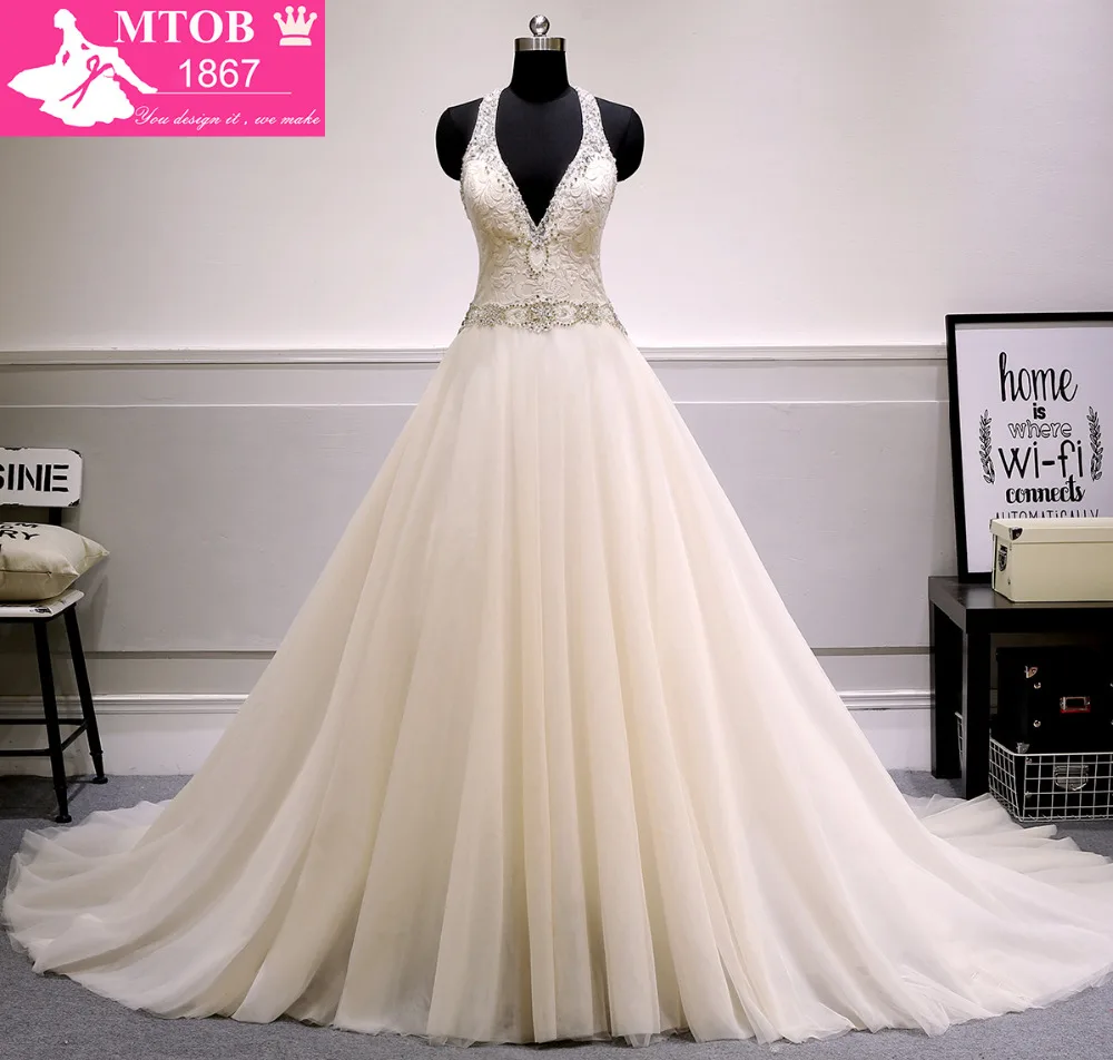 New Design A-line Wedding Dress 2017 Sexy V neck Backless Vestido de Noiva Bride Dresses robe de mariage MTOB1725
New Design A-line Wedding Dress 2017 Sexy V neck Backless Vestido de Noiva Bride Dresses robe de mariage MTOB1725