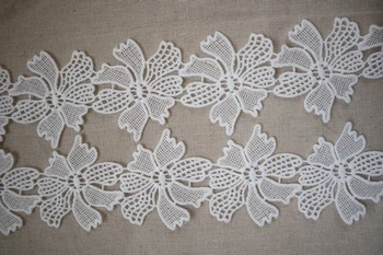 14 yards venice lace trim by the yard, off white embroidered lace fabric, lace tassel trims
14 yards venice lace trim by the yard, off white embroidered lace fabric, lace tassel trims