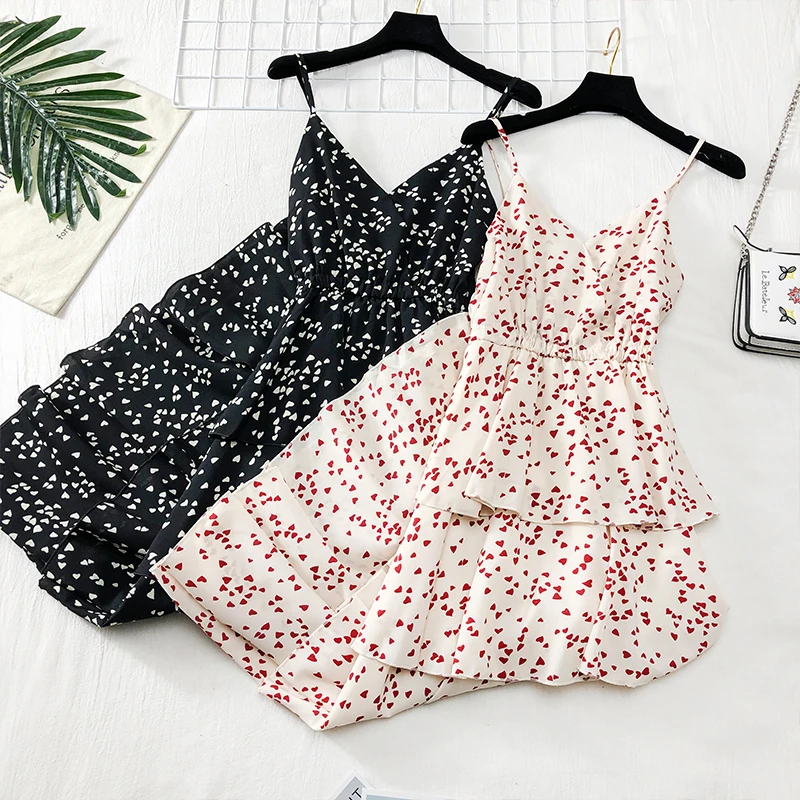 HISUMA Women Summer V-Neck Spaghetti Strap Off Shoulder Dress Casual Elastic Slim High Waist Pullover Strapless Layer Cake Dress
HISUMA Women Summer V-Neck Spaghetti Strap Off Shoulder Dress Casual Elastic Slim High Waist Pullover Strapless Layer Cake Dress