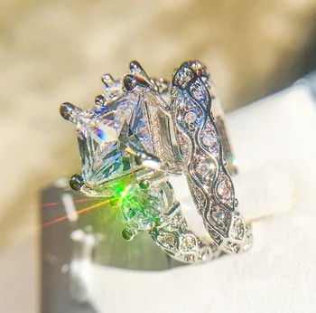 Size 6-10 Top Selling Luxury Jewelry Couple Rings 925 Sterling Silver Fill Princess Cut 5A Zirconia Square Wedding Bridal Ring
Size 6-10 Top Selling Luxury Jewelry Couple Rings 925 Sterling Silver Fill Princess Cut 5A Zirconia Square Wedding Bridal Ring