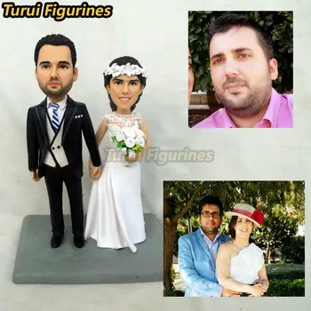 Custom Handmade Wedding Cake Topper african american video gamer with child customize figurine bobblehead by Turui Figurines
Custom Handmade Wedding Cake Topper african american video gamer with child customize figurine bobblehead by Turui Figurines