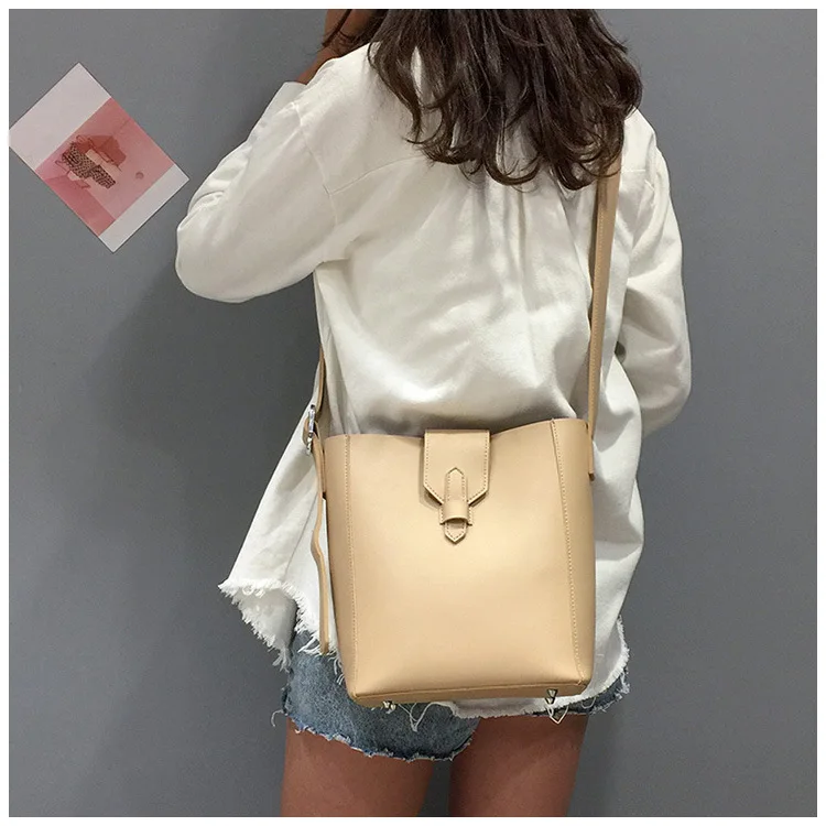Women Shoulder Bag Large Capacity Chain Bucket Handbags Quality PU Leather Brand Design Women's Totes Shopping Bag Bolsa Feminin
Women Shoulder Bag Large Capacity Chain Bucket Handbags Quality PU Leather Brand Design Women's Totes Shopping Bag Bolsa Feminin
