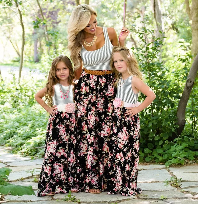 Striped Flower Print Mother and Daughter Dresses Mommy and Me Clothes Family Matching Outfits Look Mom Mum Baby Dress Clothing
Striped Flower Print Mother and Daughter Dresses Mommy and Me Clothes Family Matching Outfits Look Mom Mum Baby Dress Clothing