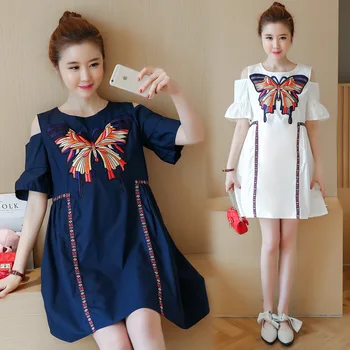 2017 new Pregnant women dress summer strapless embroidered butterfly maternity clothes vintage national wind pregnancy clothes
2017 new Pregnant women dress summer strapless embroidered butterfly maternity clothes vintage national wind pregnancy clothes