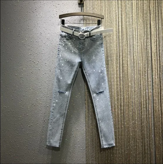 New 2019 Spring and Summer Women's High Waist Slim Skinny Hot Diamond Jeans Broken Hole Tight Denim Pants Female Trousers
New 2019 Spring and Summer Women's High Waist Slim Skinny Hot Diamond Jeans Broken Hole Tight Denim Pants Female Trousers
