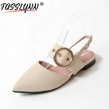 TASSLYNN 2019 Women Pumps Buckle Strap Pointed Toe Pumps Square Heels Casual Buckle Low Heels Fashion Ladies Shoes Size 34-43
TASSLYNN 2019 Women Pumps Buckle Strap Pointed Toe Pumps Square Heels Casual Buckle Low Heels Fashion Ladies Shoes Size 34-43