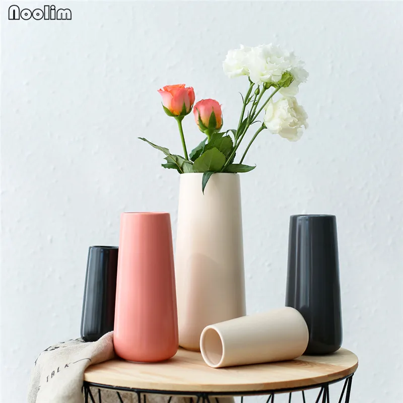 NOOLIM Ceramic Matte Japanese Solid Color Vase Green Plant Flower Vase Container Home Office Living Room Tabletop Decoration
NOOLIM Ceramic Matte Japanese Solid Color Vase Green Plant Flower Vase Container Home Office Living Room Tabletop Decoration