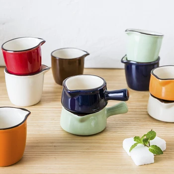 MDZF SWEETHOME Mini Ceramic Milk Jug Jam Bowl Seasoning Sauce Dish With Handle Sugar Bowls Cookware Kitchen Table Accessories
MDZF SWEETHOME Mini Ceramic Milk Jug Jam Bowl Seasoning Sauce Dish With Handle Sugar Bowls Cookware Kitchen Table Accessories