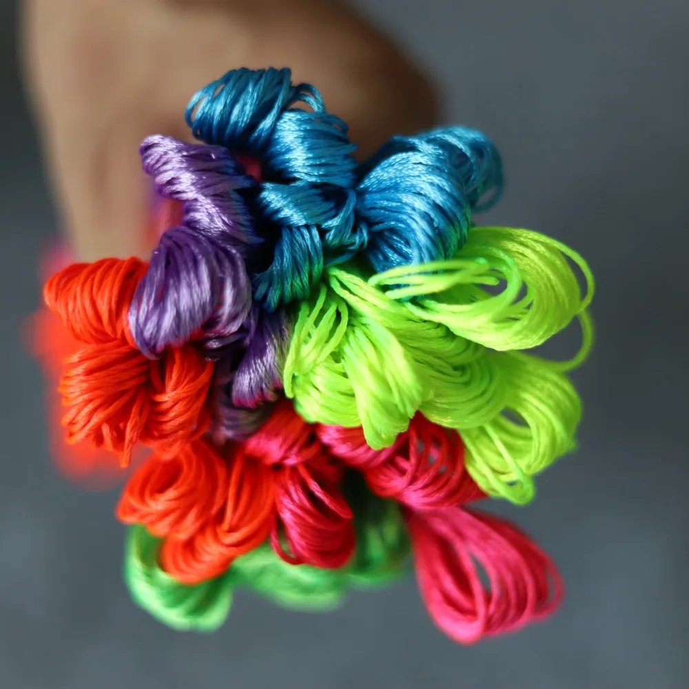 8.7Yards (8m) Silky Embroidery Floss 6 Strands 6 Bright Colors Cross Stitch Craft Needlework smoothy Thread Poly Filament Yarn
8.7Yards (8m) Silky Embroidery Floss 6 Strands 6 Bright Colors Cross Stitch Craft Needlework smoothy Thread Poly Filament Yarn
