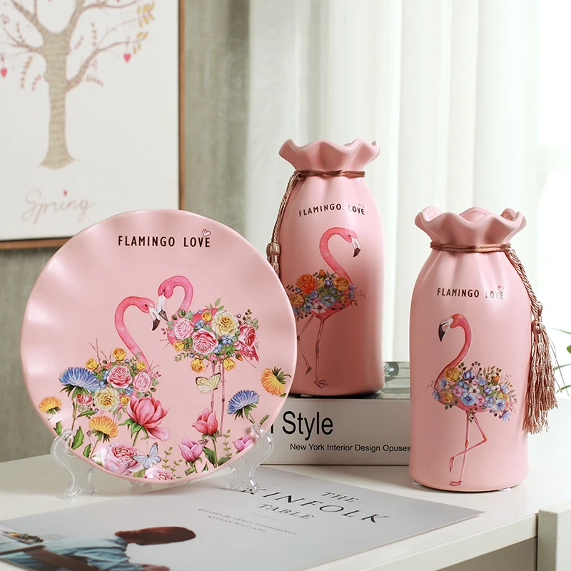Decoration home accessories creative ceramic vase European living room wine cabinet TV cabinet decoration furnishings gift
Decoration home accessories creative ceramic vase European living room wine cabinet TV cabinet decoration furnishings gift
