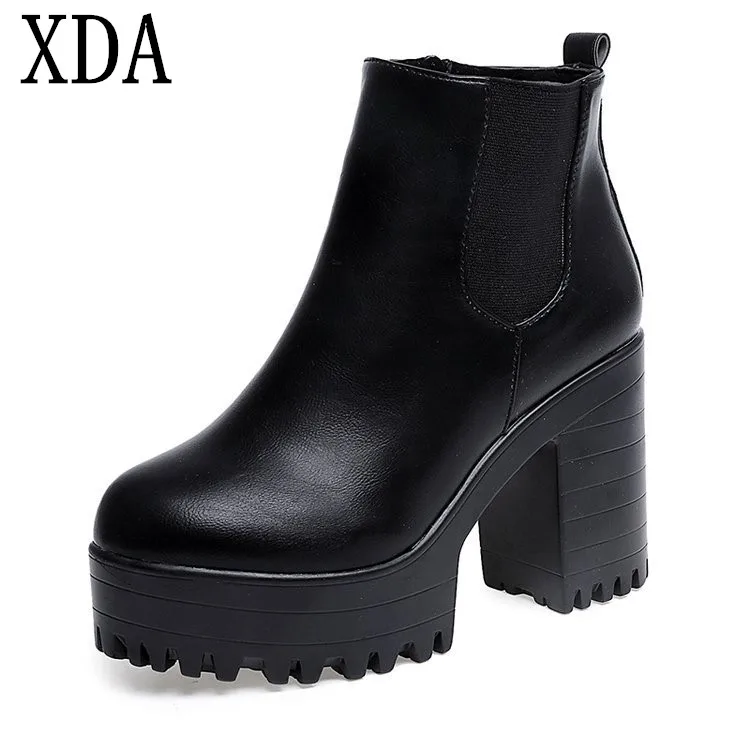 XDA Fashion Women shoes Thick with Plus velvet boots High heel zipper ankle boots Waterproof round head Martin boots Black red
XDA Fashion Women shoes Thick with Plus velvet boots High heel zipper ankle boots Waterproof round head Martin boots Black red