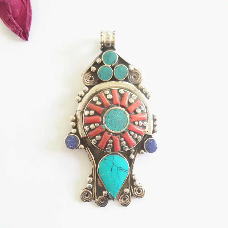 TBP742 Nepal Hand Vintage Big Pendants Tibetan Ethnic Jewelry Copper Inlay Colorful Stone
TBP742 Nepal Hand Vintage Big Pendants Tibetan Ethnic Jewelry Copper Inlay Colorful Stone