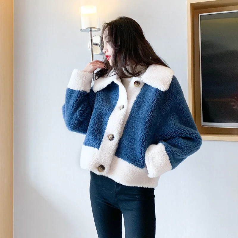 2019 New Granular wool sheep shearing coat women wool jacket winter thick fur size is big F1097
2019 New Granular wool sheep shearing coat women wool jacket winter thick fur size is big F1097
